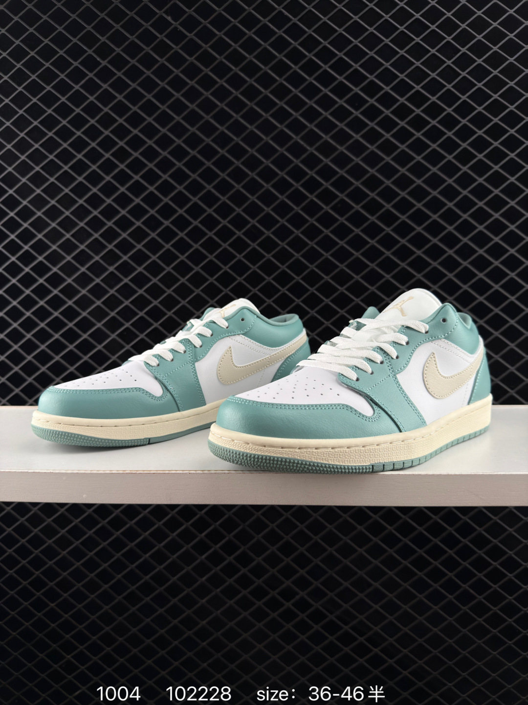 Nike Air Jordan 1 Low GS AJ1